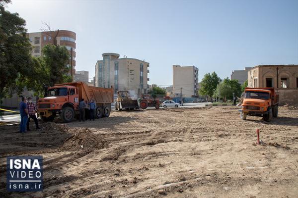 360 ملک خطرزا با دستور دادستان در نهاوند تخریب شد 360 ملک خطرزا با دستور دادستان در نهاوند تخریب شد