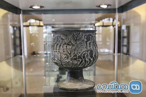 موزه باستان شناسی از جاهای دیدنی جیرفت به شمار می رود موزه باستان شناسی از جاهای دیدنی جیرفت به شمار می رود